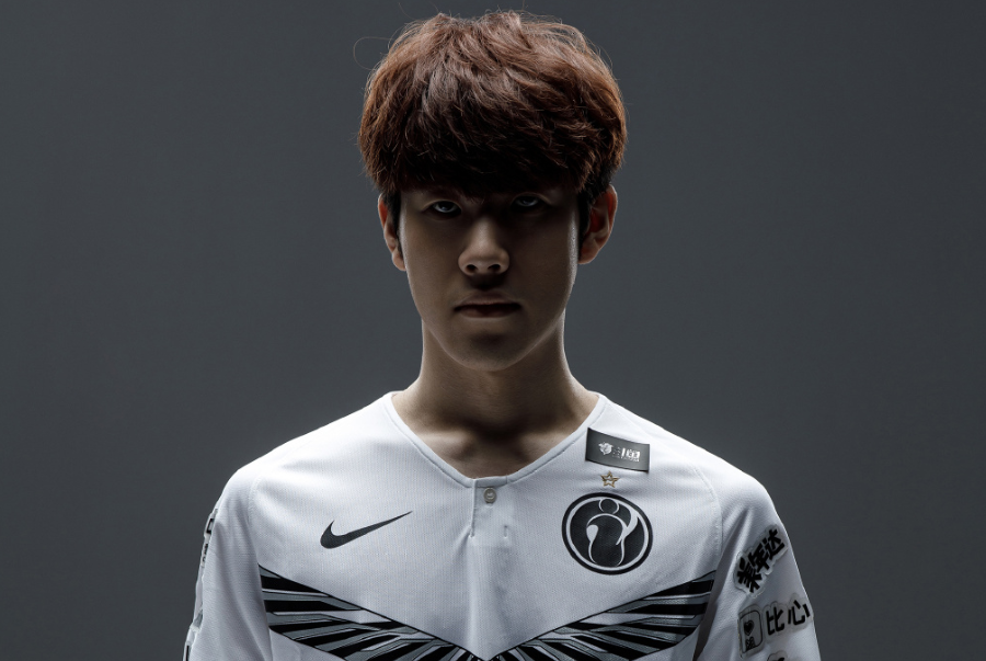 今日LPL赛程 16：45 EDG vs FPX