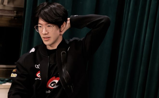 tabseN在PGL Astana 2025上：“我们不再寻找借口。我们在寻找结果”