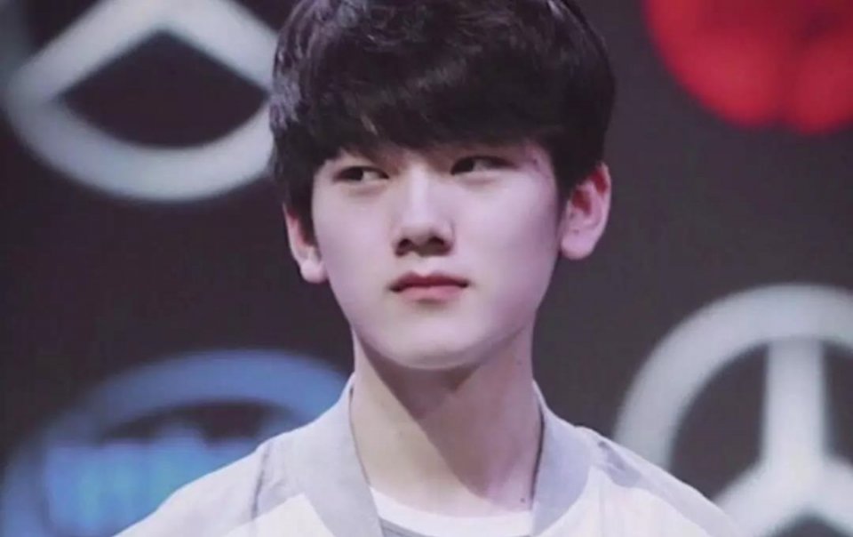 BLG官方：Bin已和俱乐部完成续约 携手征战2023赛季