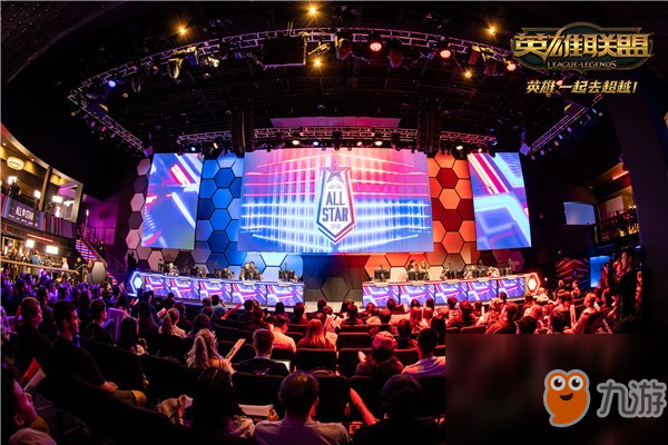NAVI, Team Spirit , G2 和 FaZe 在 IEM Katowice 2025 之后领先年度俱乐部激励